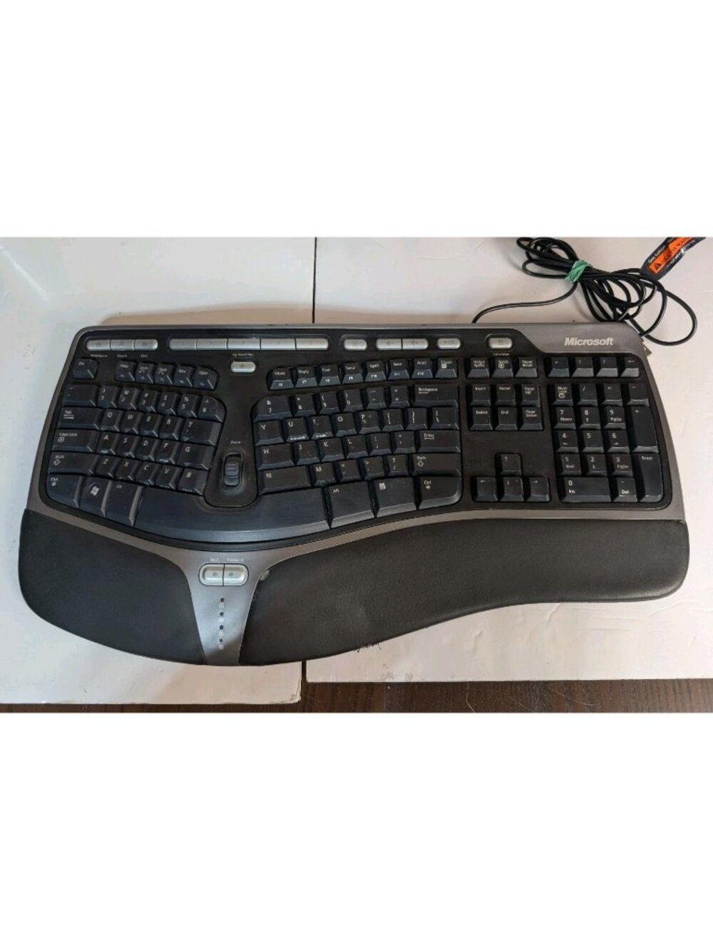 Microsoft Natural Ergonomic Keyboard 4000 v1.0 KU-0462 Wired USB TESTED
